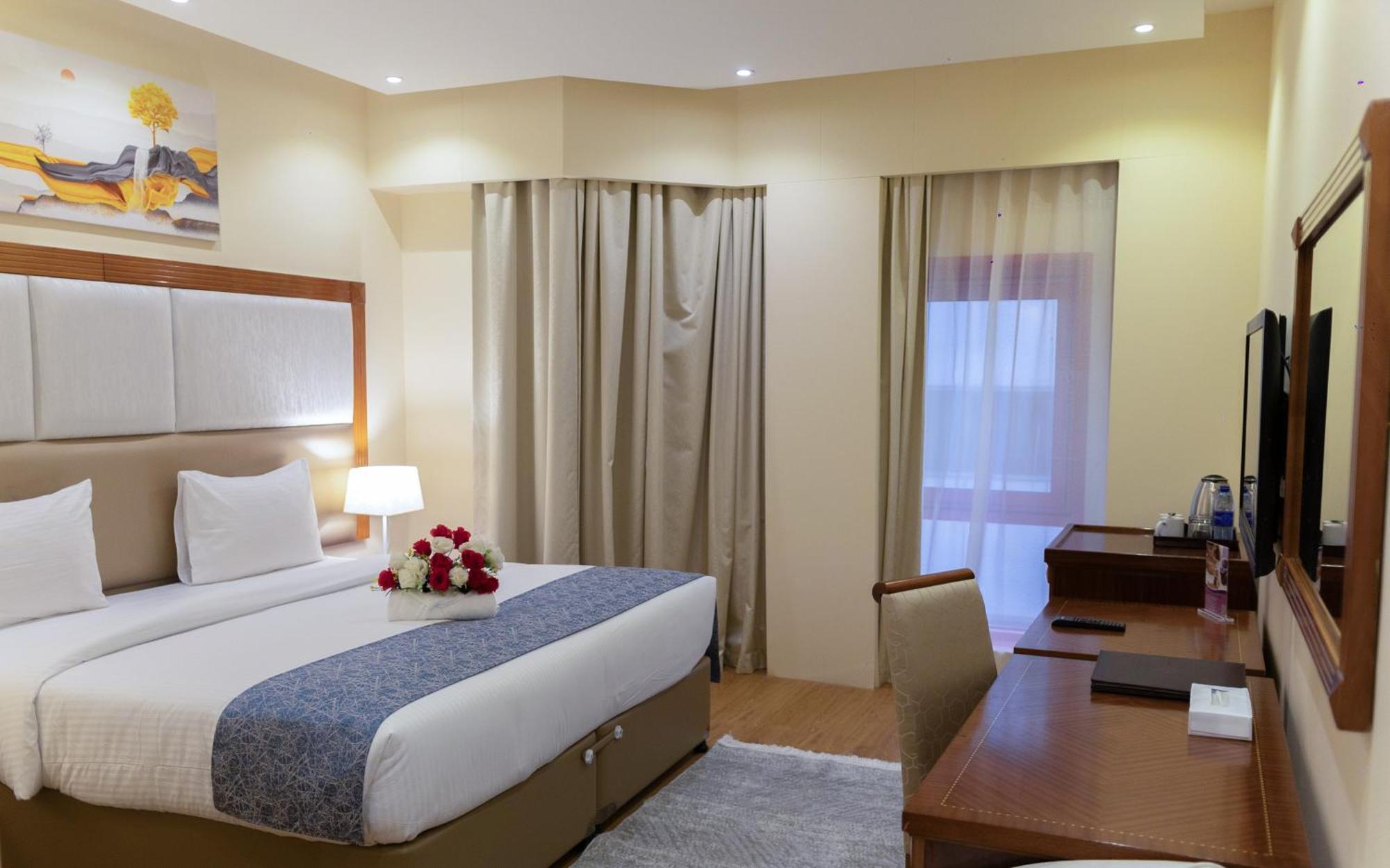 Vendome Plaza Hotel Dubai Exterior photo