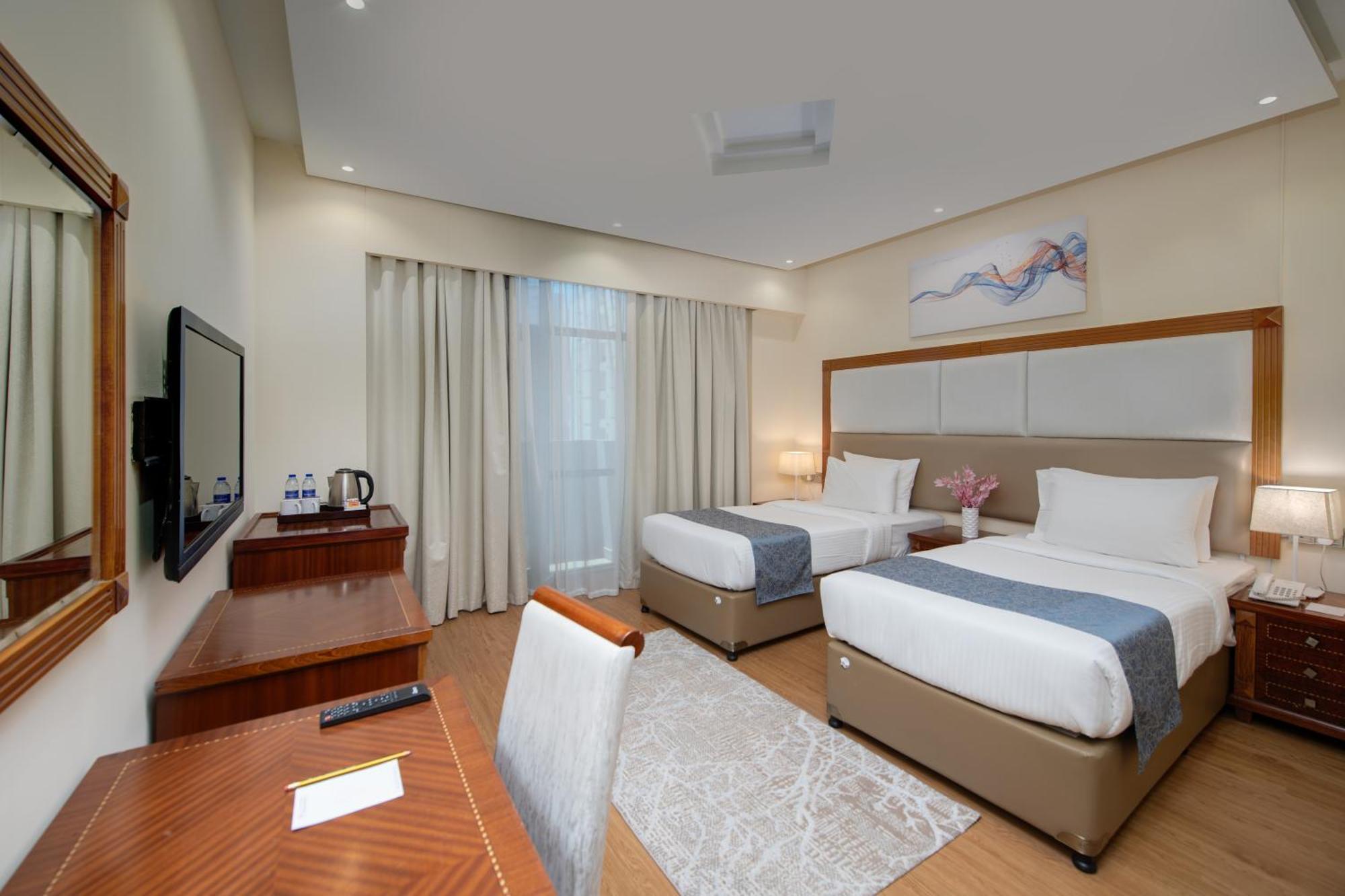 Vendome Plaza Hotel Dubai Exterior photo